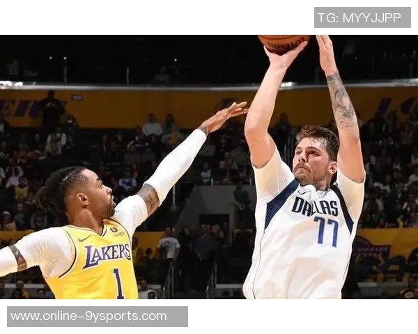 浓眉半场表现亮眼12投6中罚球全中助力球队争胜 浓眉半场表现亮眼12投6中罚球全中助力球队争胜