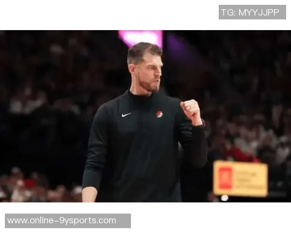 斯普利特谈罗威恢复情况称其已对球队产生重要价值 斯普利特谈罗威恢复情况称其已对球队产生重要价值